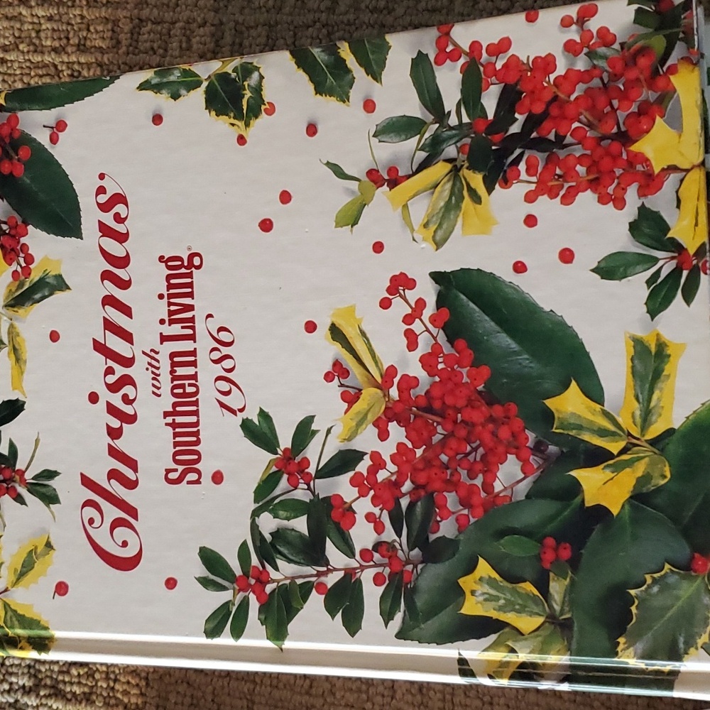 Vintage 80s Christmas With Southern Living 1986 Hardcover Book